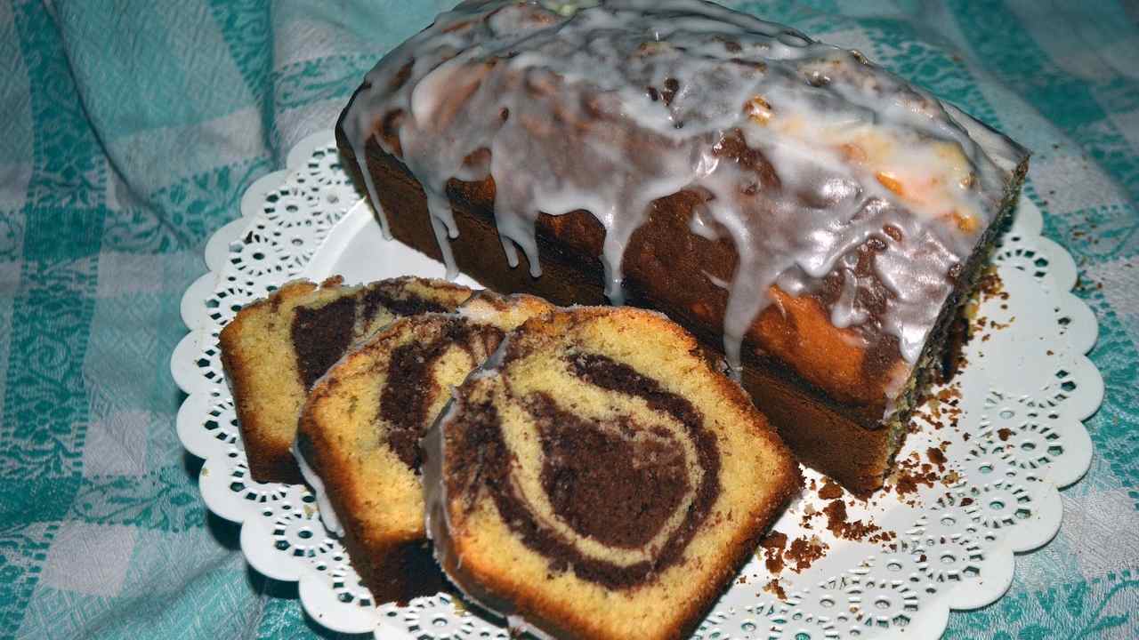 due-sapori-perfettamente-accostati-nel-plumcake-bicolore,-bello-da-vedere-e-ottimo-da-assaporare