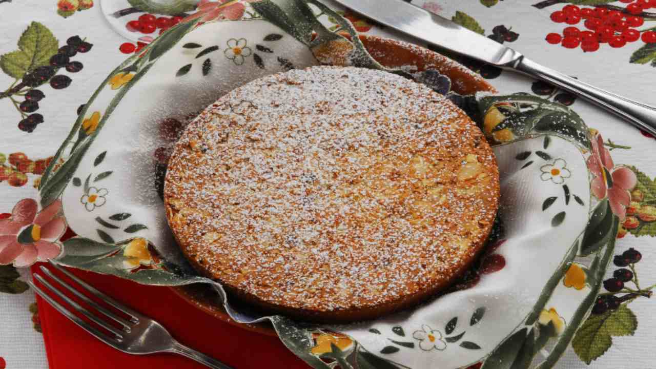 torta-mele-e-noci:-e-morbida-e-aromatica.-ricetta-facilissima-e-veloce