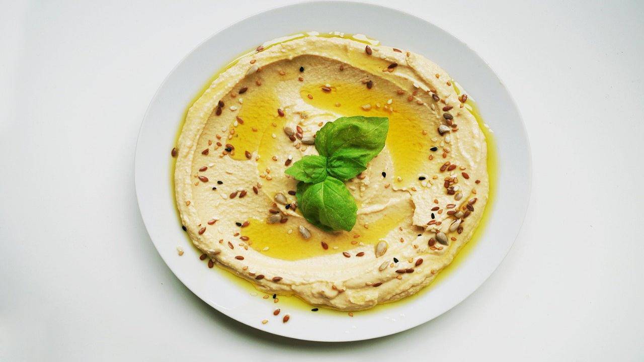 hummus-di-ceci,-cosi-non-lhai-mai-provato.-il-segreto-per-la-consistenza-perfetta