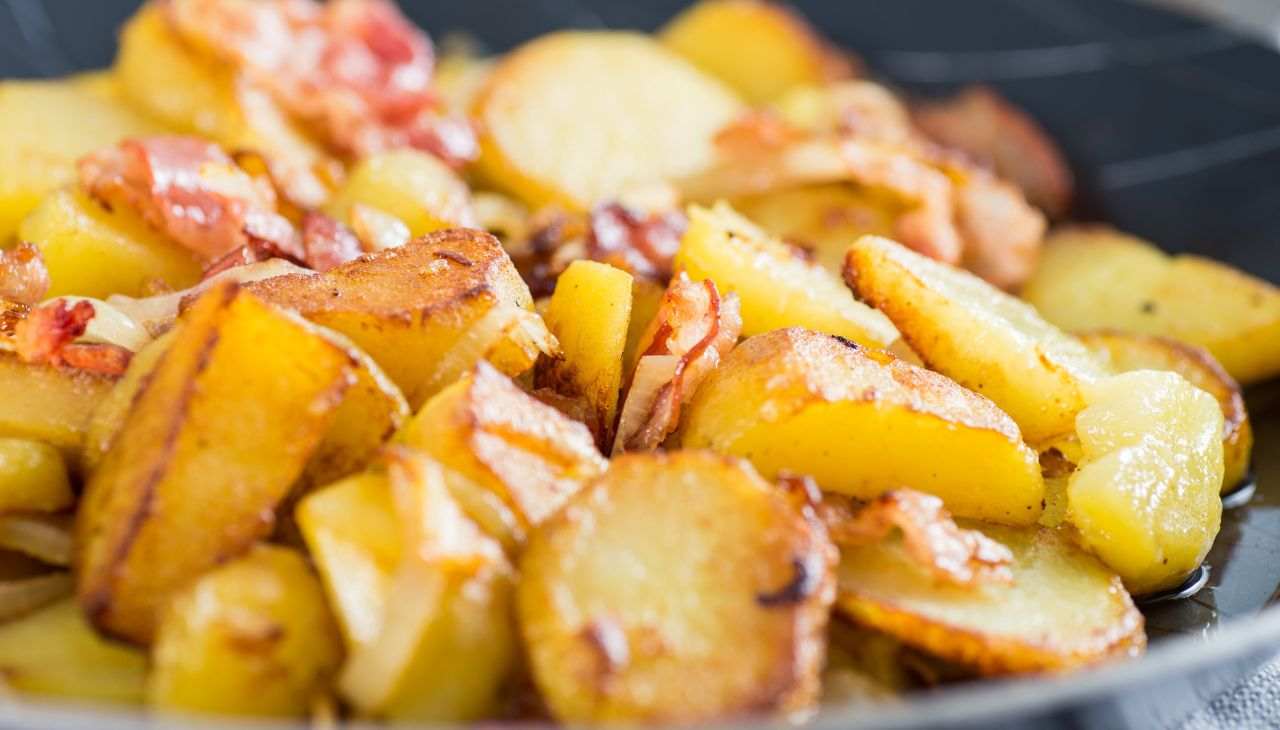 patate-alla-gricia:-ti-mangi-queste,-e-non-hai-bisogno-di-altro!