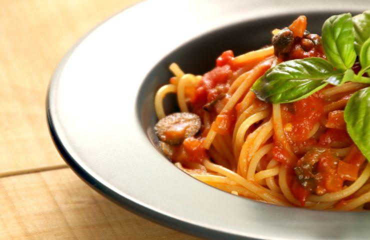 aggiungi-questo-ingrediente-alla-pasta-alla-puttanesca-e-sara-tutta-unaltra-storia