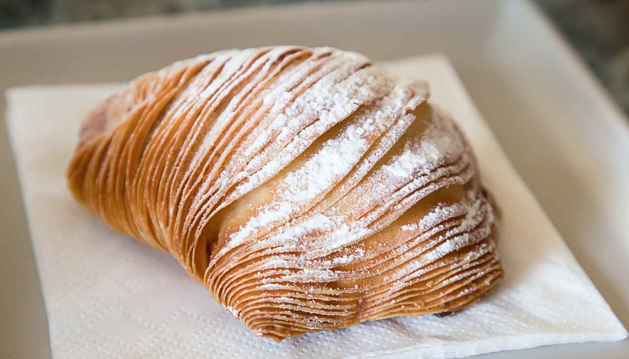 sfogliatelle-ricce,-si-possono-fare-anche-in-casa:-ecco-la-ricetta