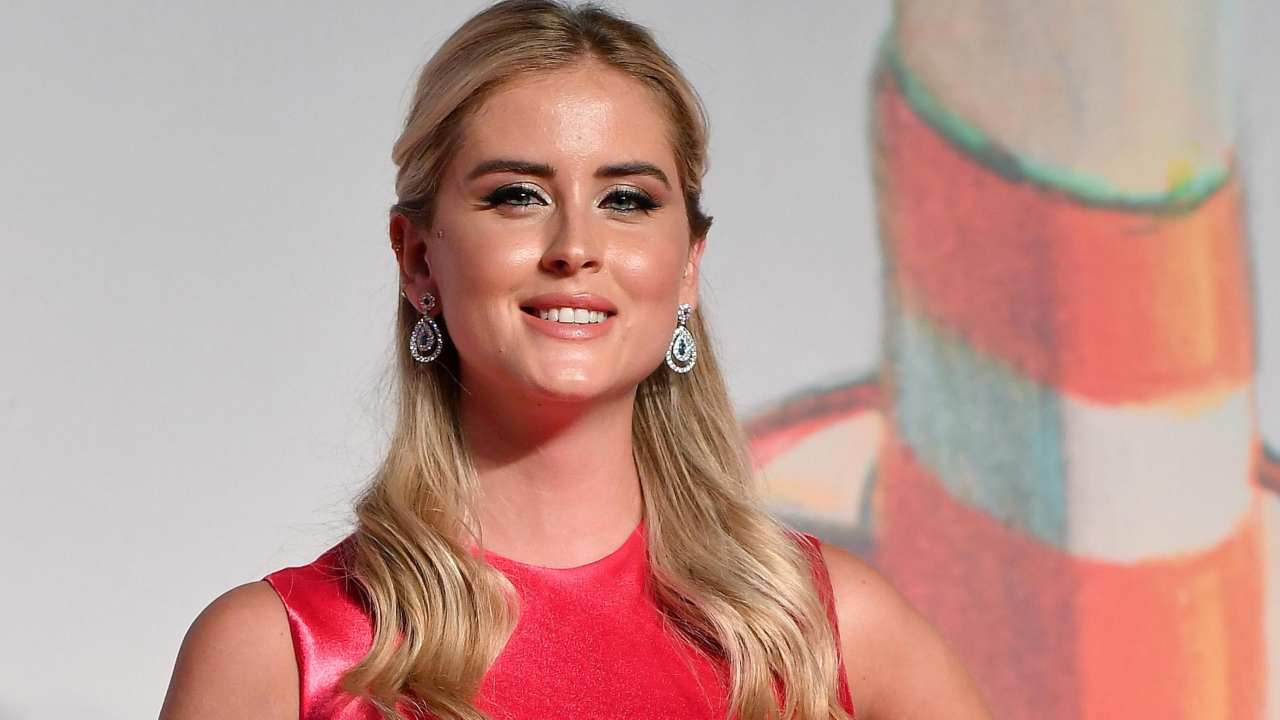 valentina-ferragni-lo-annuncia-a-tutti-|-dopo-una-settimana-lo-rifaccio