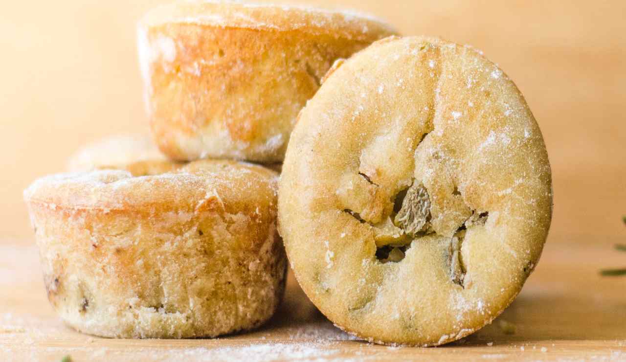 muffin-frollati-ai-funghi,-saporita-e-sfiziosa-ricetta-che-puoi-proporre-agli-ospiti-per-le-feste