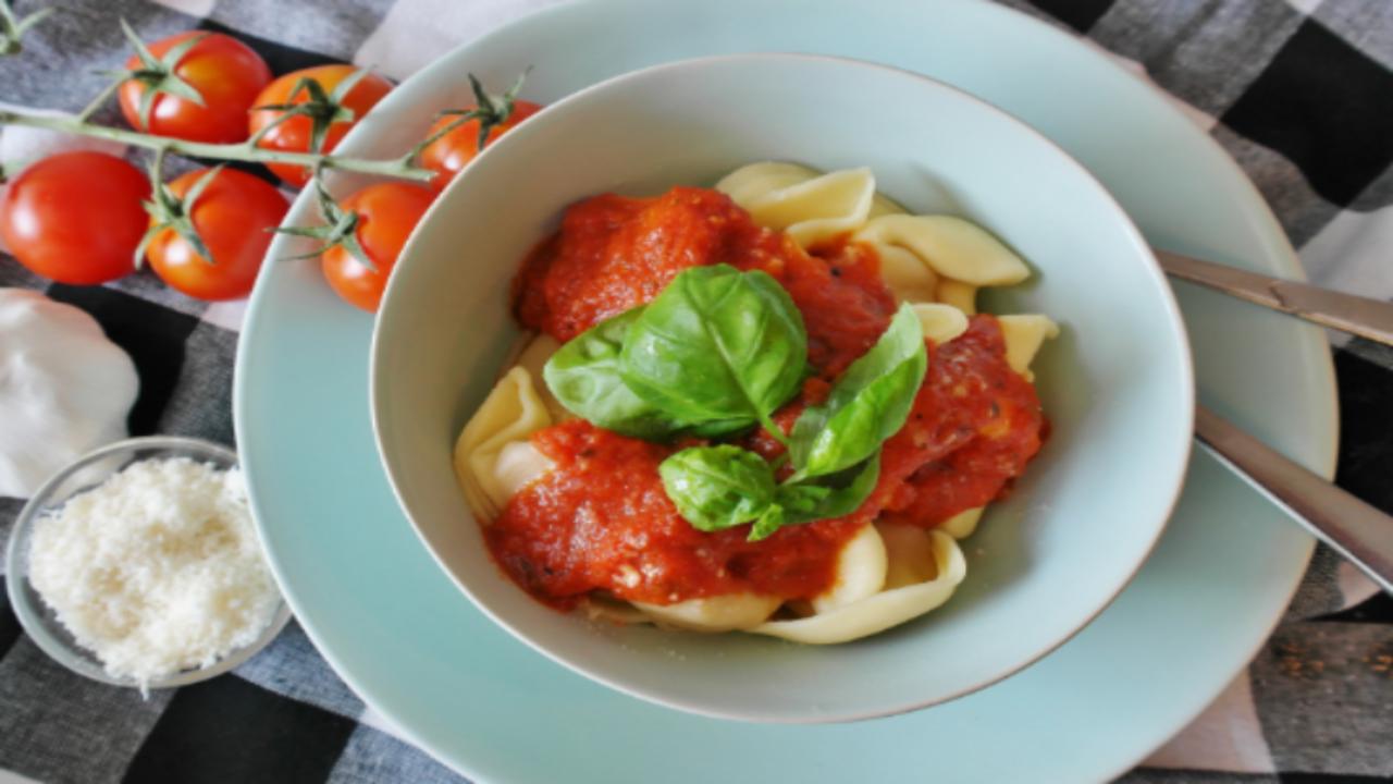 voglia-di-unalternativa-al-solito-ragu?-prova-i-tortellini-con-le-melanzane