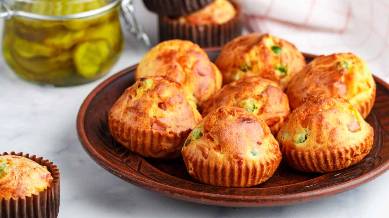 muffin-salati:-li-prepari-senza-comprare-nulla,-ti-bastano-gli-avanzi-di-natale!-in-cucina-non-si-spreca-nulla!