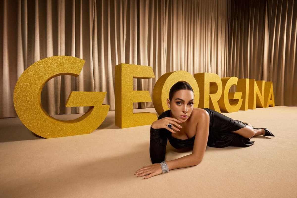 georgina-rodriguez-stupisce-i-fan:-come-grande,-ci-entrano-in-100.-le-foto-lasciano-a-bocca-aperta