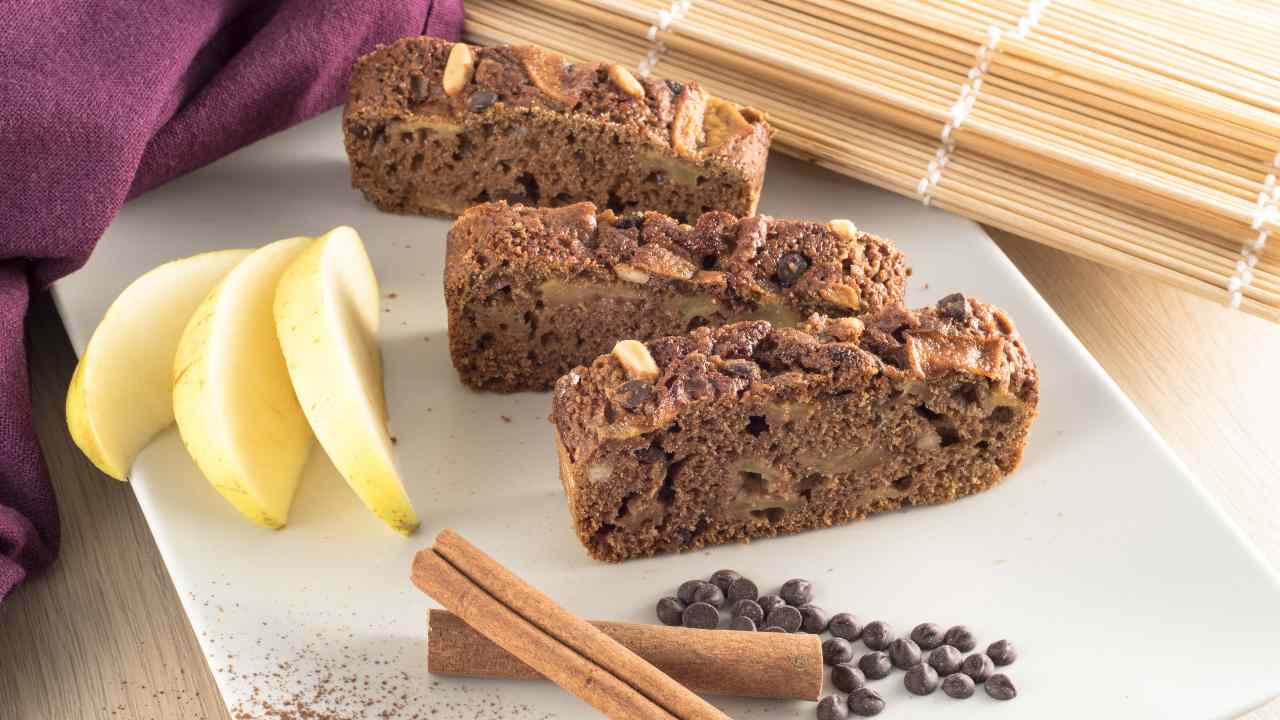 plumcake-super-soffice-cacao,-pere-e-cannella.-ricetta-veloce-senza-burro