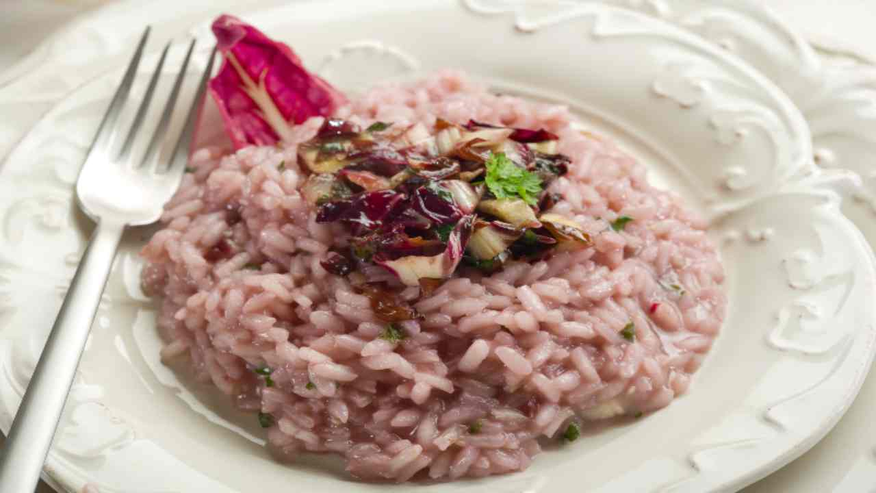 risotto-al-radicchio-pronto-in-15-minuti-|-elegantissimo-e-ottimo-per-tutti