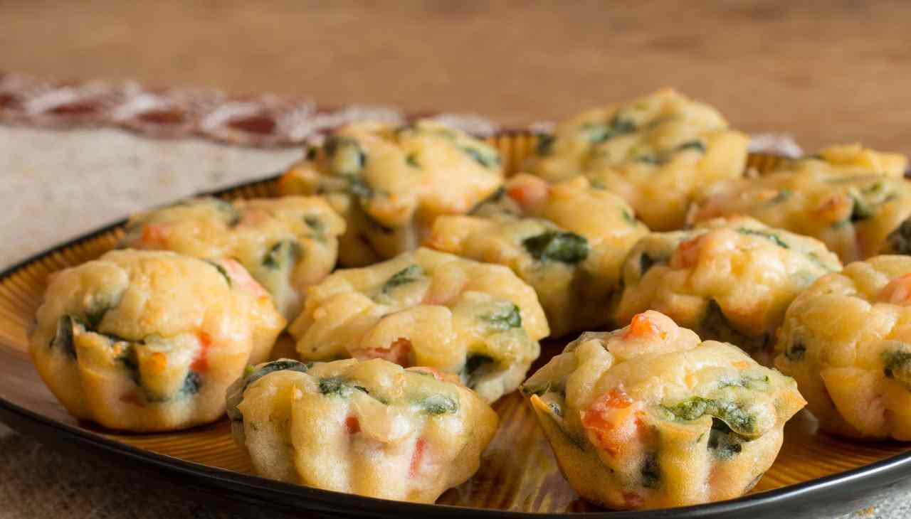 mini-muffin-salmone-e-spinaci:-leggeri-e-sostanziosi,-sono-lantipasto-da-non-perdere!