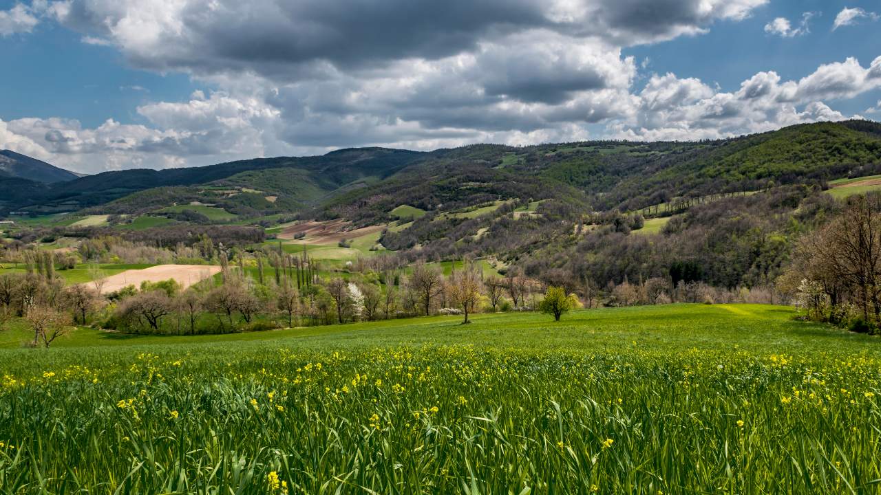 i-piu-bei-borghi-della-valnerina-da-visitare-questa-primavera:-esperienza-da-non-perdere