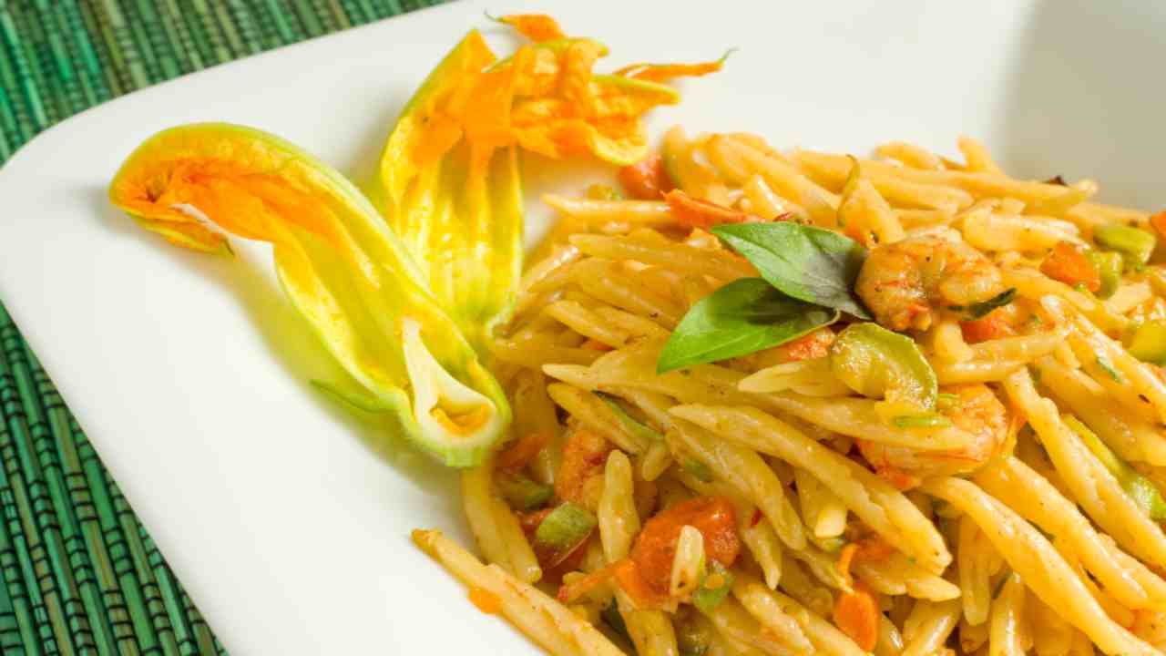 pasta-ai-fiori-di-zucca!-troppo-buona,-finira-in-un-baleno