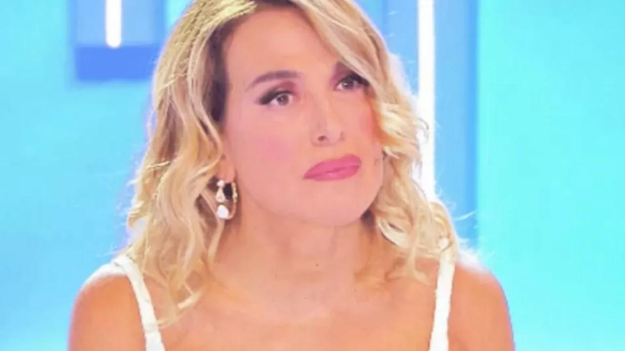 la-panicucci:-pomeriggio-5-sconvolto-dalla-dichiarazione-in-diretta,-barbara-durso-incredula