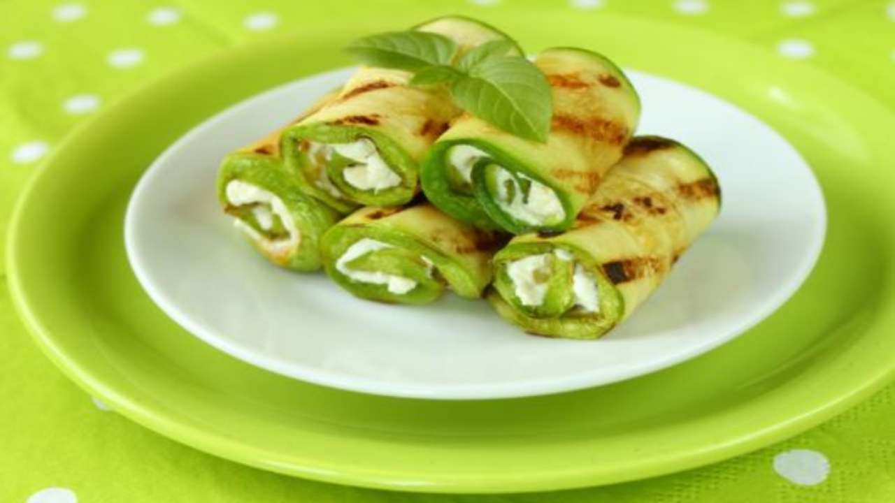 rotolo-di-zucchine-veloce-e-sano.-un-piatto-buonissimo-e-salutare