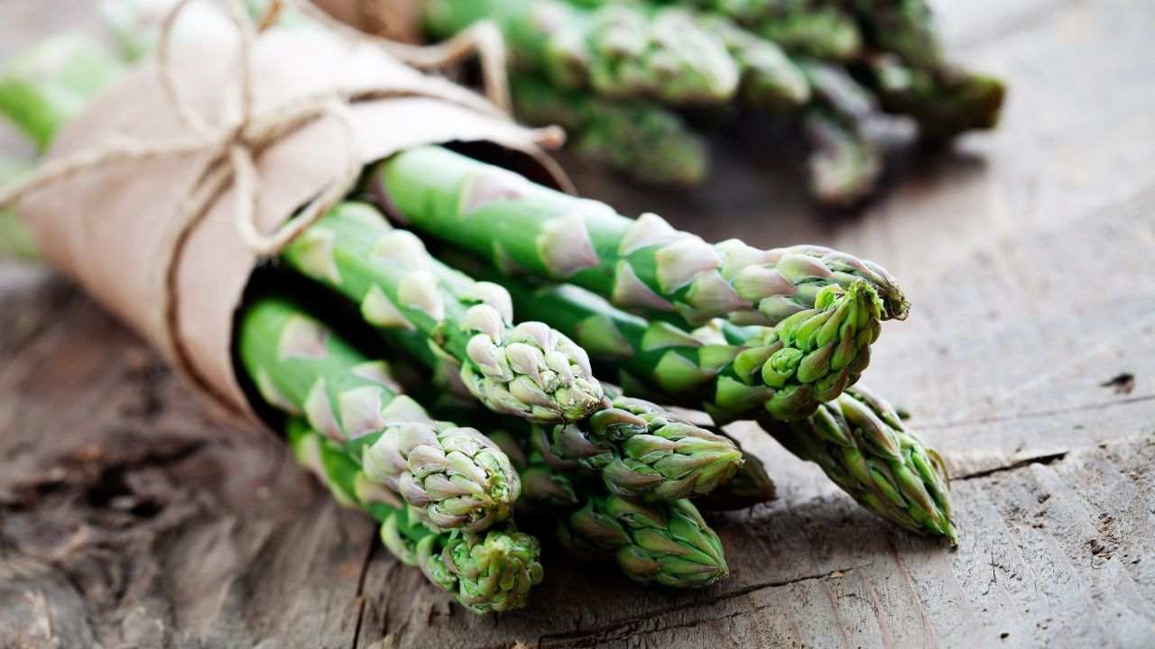 asparagi:-preparali-in-padella-|-la-ricetta-veloce,-facile-e-super-sfiziosa