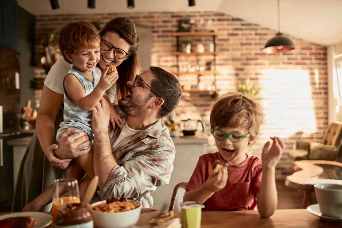 da-quando-le-faccio-cosi-le-vogliono-tutti:-apro,-farcisco-e-dimentichi-la-colazione-al-bar