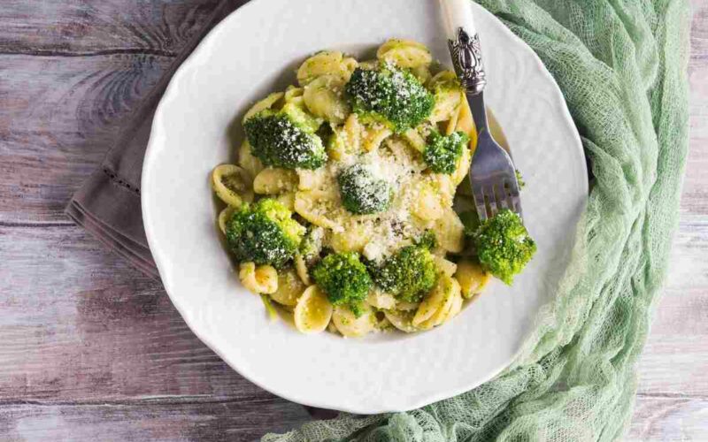 orecchiette-con-i-broccoli:-aggiungi-questo-ingrediente-e-saranno-spettacolari