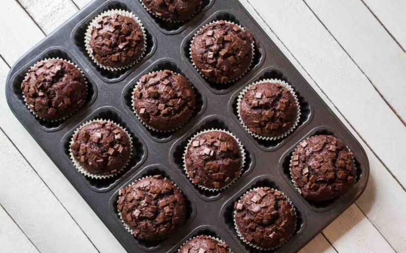 come-preparo-io-i-muffin-al-cioccolato,-non-li-fa-nessuno:-a-casa-mia-vanno-a-ruba-e-i-ragazzi-li-vogliono-anche-per-scuola