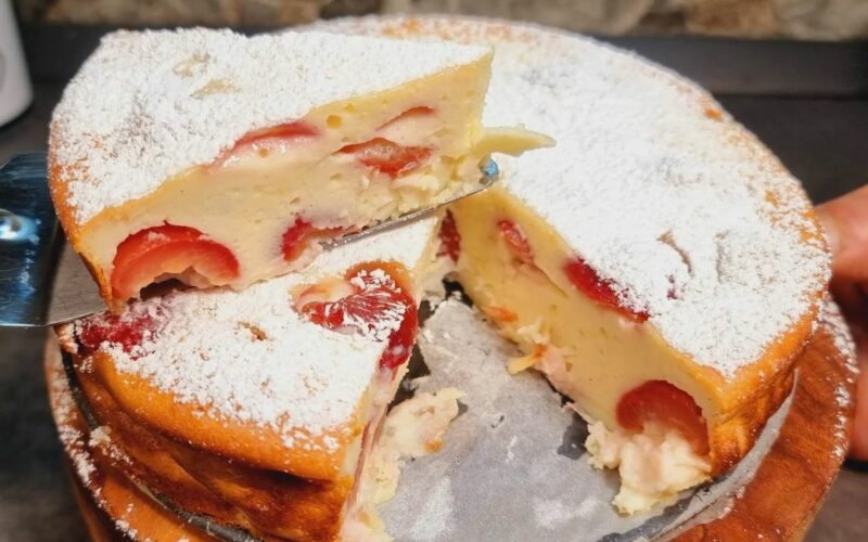 torta-di-ciliegie,-non-lavevo-mai-provata-a-farla-cosi-cremosa:-si-scioglie-in-bocca-|-solo-140-kcal!