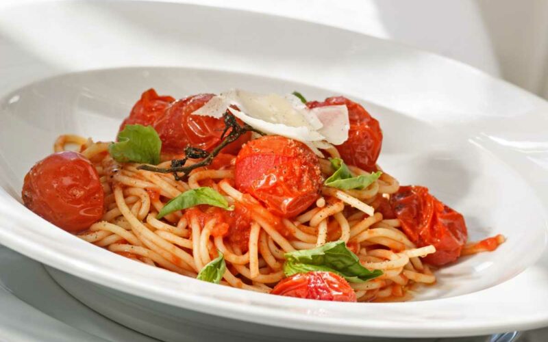 sembra-una-pasta-al-pomodoro,-in-realta-sono-gli-spaghetti-alla-don-alfonso:-guarda-cosa-cambia