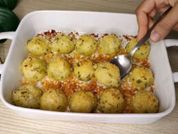 con-le-patate-preparo-delle-polpettine-al-forno-saporitissime-con-4-ingredienti-|-solo-30-kcal-ognuno!