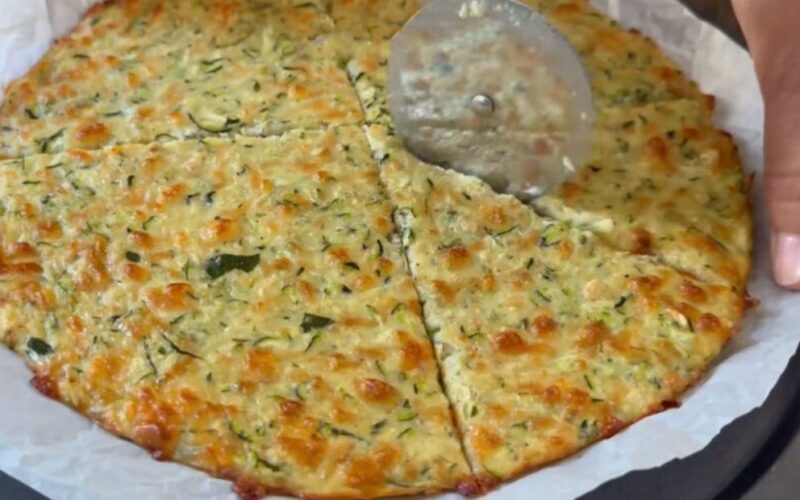 la-focaccia-della-salute,-mi-vien-voglia-di-mangiarla-ogni-giorno-sia-a-pranzo-che-a-cena-|-solo-90-kcal-a-fetta!