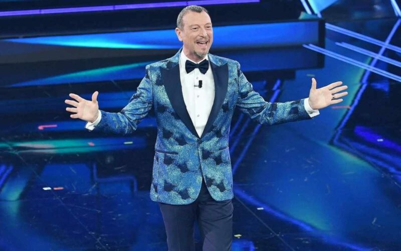 sanremo-2024,-annuncio-in-diretta-tv:-svelato-il-nome-del-co-conduttore