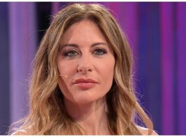 francesca-fagnani-torna-con-belve:-sono-narcisista.-mi-specchio-nelle-placche-dei-citofoni