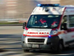 auto-si-ribalta-lungo-la-statale:-morto-ragazzo-di-22-anni,-grave-la-compagna-incinta