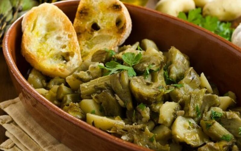 carciofi-e-patate,-la-ricetta-della-mia-nonna-ogni-volta-che-la-faccio-piace-sempre-a-tutti-|-solo-200-kcal!