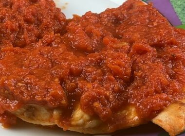 mi-ero-stancata-di-mangiarlo-alla-piastra,-ora-il-petto-di-pollo-lo-faccio-alla-pizzaiola-a-dieta:-e-piu-gustoso-e-perdo-peso-lo-stesso!