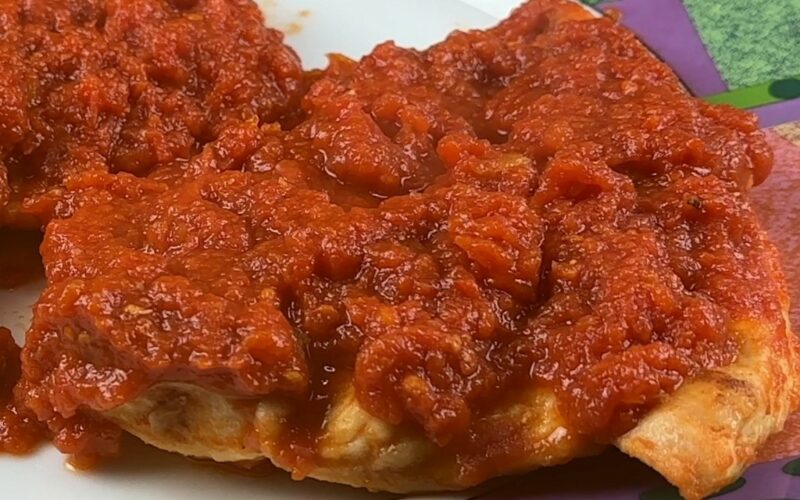 mi-ero-stancata-di-mangiarlo-alla-piastra,-ora-il-petto-di-pollo-lo-faccio-alla-pizzaiola-a-dieta:-e-piu-gustoso-e-perdo-peso-lo-stesso!