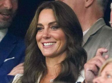 kate-middleton-perche-la-principessa-vuole-subito-tornare-al-lavoro:-un-messaggio-chiarissimo