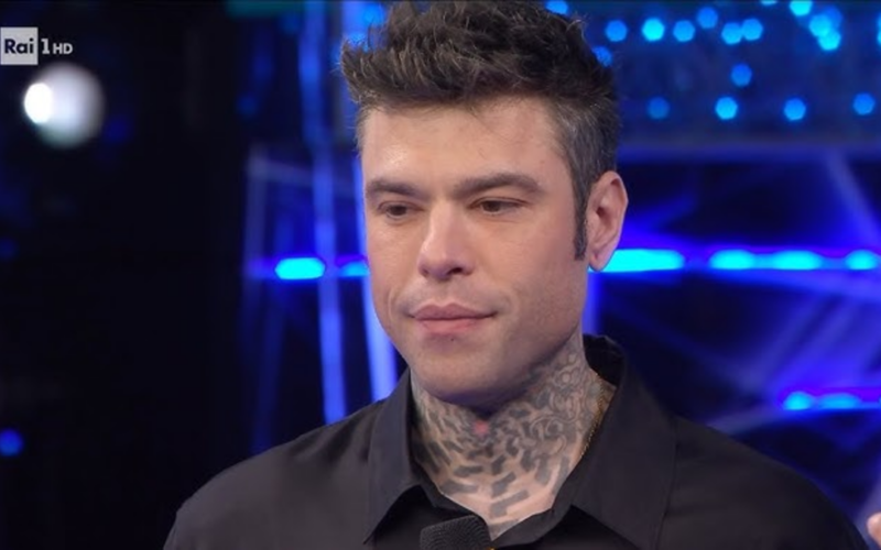 sanremo-2025:-fedez-sferra-un-colpo-basso-a-chiara-ferragni?-la-scelta-che-fa-discutere