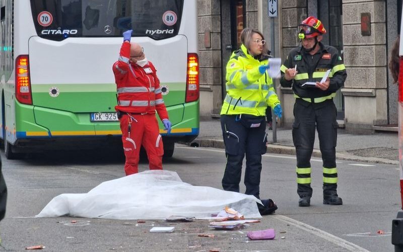 lutto-per-la-scuola,-drammatico-incidente:-muore-ragazzina-15enne-mentre-entra-a-scuola-davanti-a-compagni-e-docenti