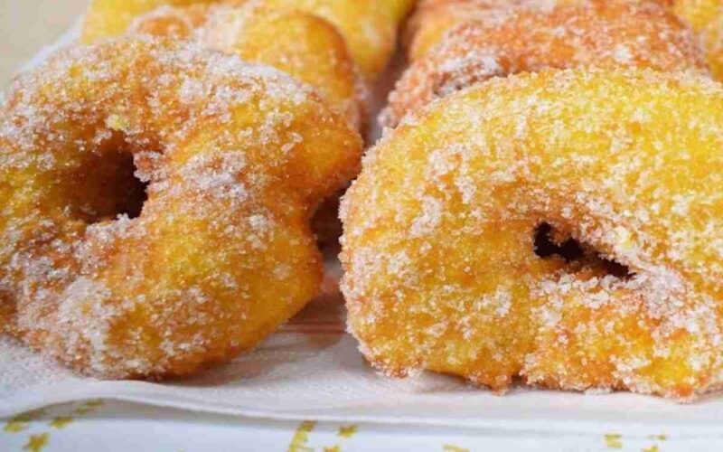 le-zeppole-sarde:-oggi-le-prepariamo-senza-glutine-e-lattosio