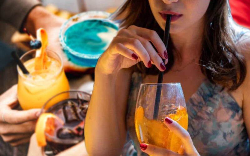 questi-sono-i-migliori-cocktail-durante-la-dieta,-hanno-meno-di-100-calorie:-cosi-non-rinuncio-piu-ad-uscire!