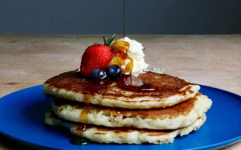 pancakes-cheto,-sani-e-senza-glutine.-non-rinunciare-a-una-colazione-squisita-e-preparali-cosi